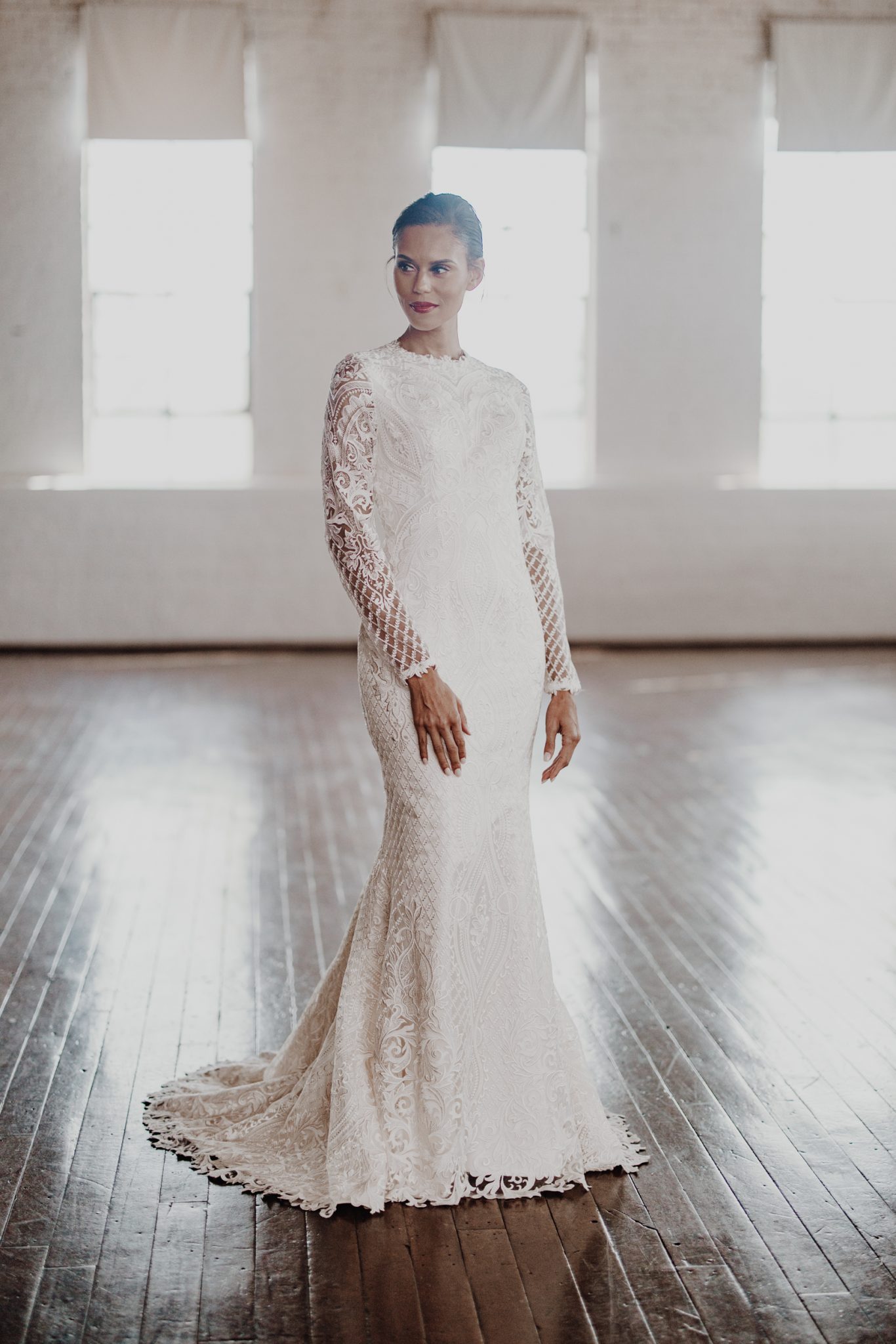 our-favorite-types-of-wedding-dress-fabric-zuri-bridal