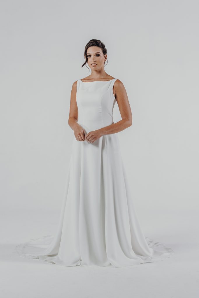 Lightweight A-line Wedding Dresses for Brides with Pear-Shaped