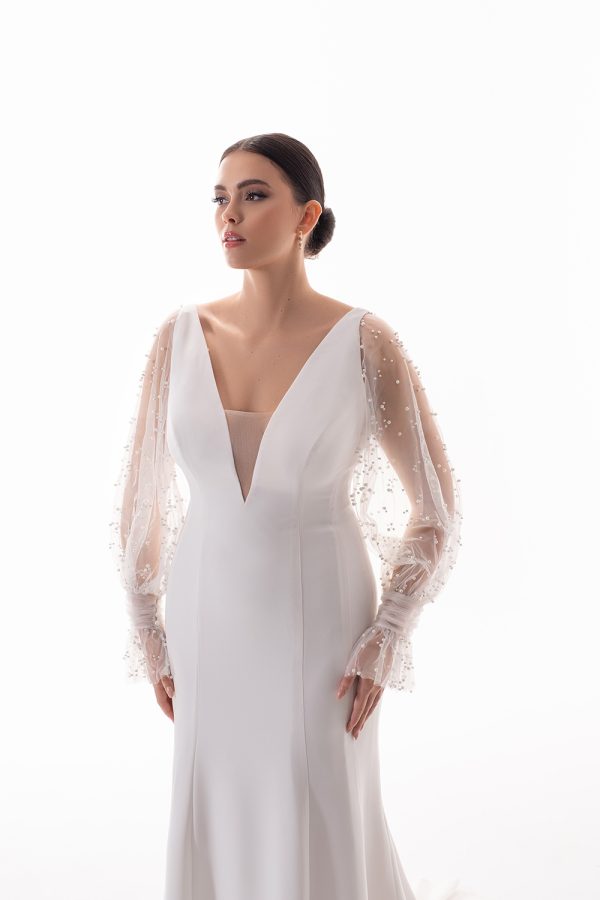 Allegra-with-Pearl-Sleeves